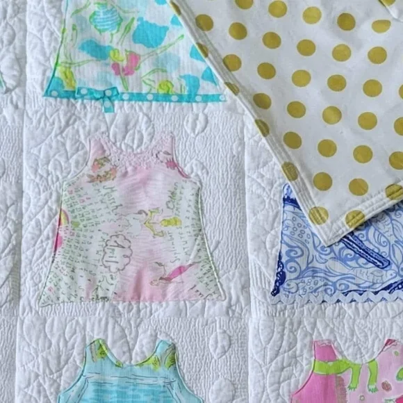 Shift dress quilt made with authentic Lilly pulitzer fabric - Picture 5 of 5